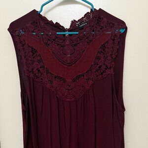 Torrid Burgundy Crinkle Gauze Crochet Detail Tank 4x